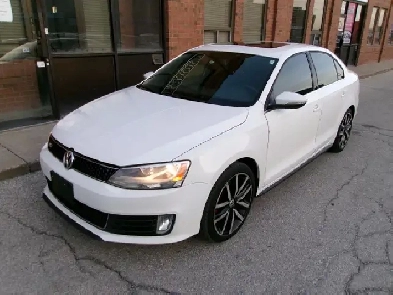 2012 Volkswagen Jetta GLI AUTOBAHN LEATHER | SUNROOF | ALLOYS Image# 1
