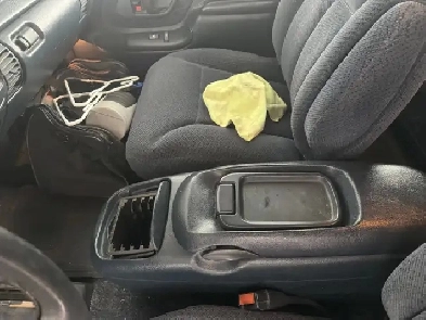 1996 GMC 2500 Extended Cab 4x4 w/8-foot bed Image# 1