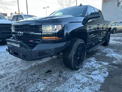 2017 Chevrolet Silverado 1500  LT – 5.3L V8 Image# 1