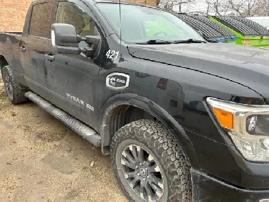 2016 Nissan Titan XD S Crew Cab - Diesel Image# 1