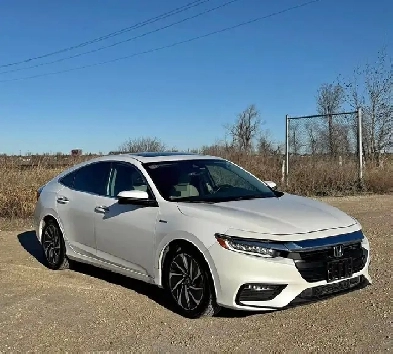 2019 Honda Insight Touring Hybrid Image# 1