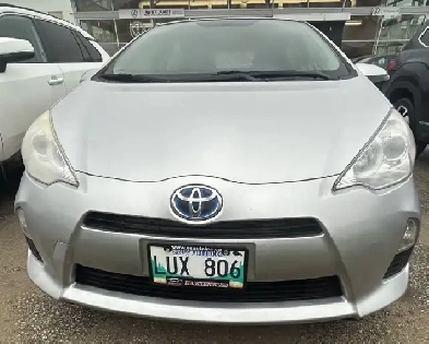 TOYOTA PRIUS C Image# 1