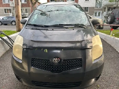 TOYOTA YARIS 2006 (VENTE, PIÈCES SEULEMENT-SALE PARTS ONLY) 500$ Image# 1