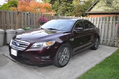 2011 Ford Taurus SEL Burgundy Image# 1