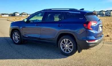 2022 GMC Terrain SLT- Loaded - Leather- Nice SUV Image# 1