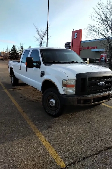 2009 super duty f250 crew cab 8 foot box Image# 1