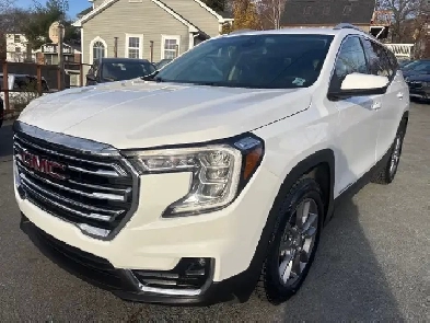 2022 GMC Terrain SLT 4x4, clean carfax Image# 1