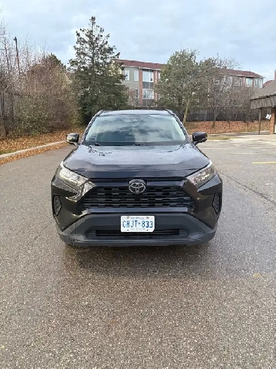 2019 Toyota RAV4 LE Image# 1