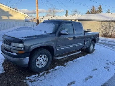 2000 Chevy Silverado Image# 1