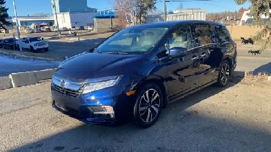 2019 Honda Odyssey Touring - Fully Loaded - No Accidents Image# 1