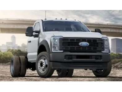 2025 Ford Super Duty F-550 DRW XL - Diesel Engine - Trailer Tow Image# 1