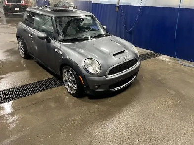 2009 Mini Cooper S Image# 1