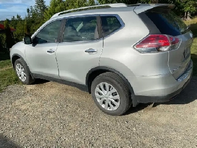 2015 Nissan Rogue Image# 1