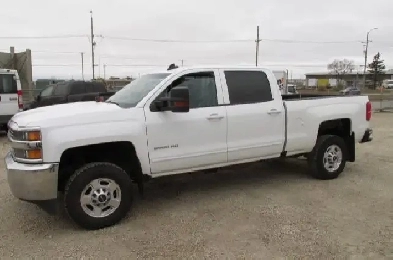 2017 Chevrolet Silverado 2500HD LT Image# 1