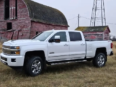 2019 CHEV SILVERADO HIGH COUNTRY 2500HD CREWCAB 4WD DIESEL
