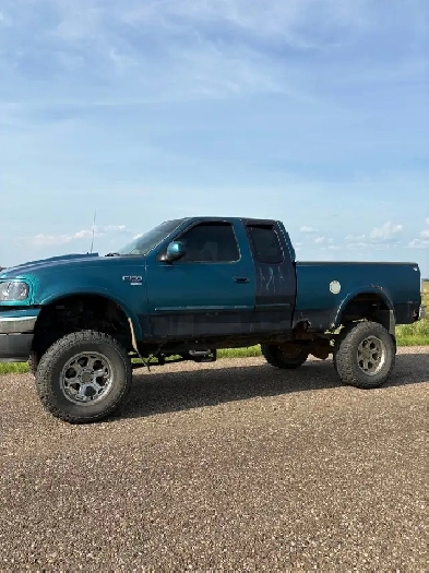 1999 Ford F-150 4x4 Image# 1