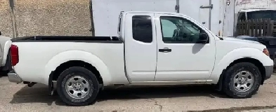 2013 Nissan Frontier Image# 1