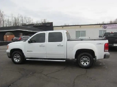 2011 GMC Sierra 1500 SL Certified 4X4 Image# 1