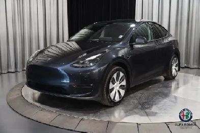2024 Tesla Model Y Long Range Image# 1