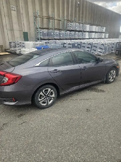 2018 Honda Civic EX Image# 1