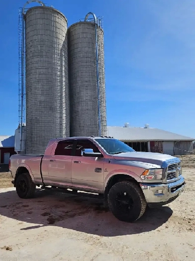 2012 Dodge Cummins Mega cab mint condition or trade for below Image# 1