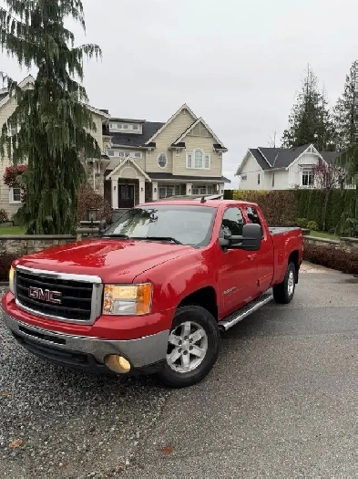 2010 GMC Sierra SLT 1500 Image# 1