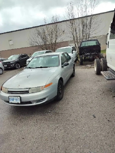 2000 Saturn L-Series Sedan $800 Image# 1