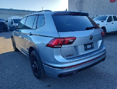 2023 VW Tiguan Comfortline R Black Edition Image# 1