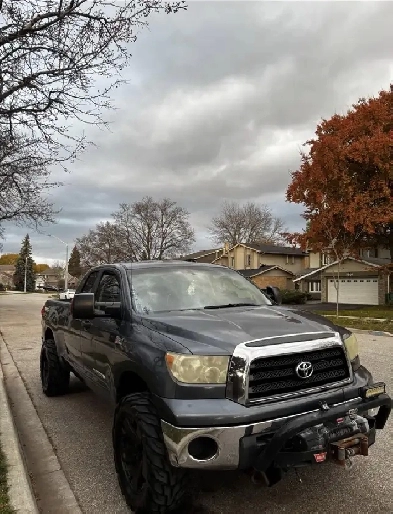 2007 Toyota Trundra Image# 1