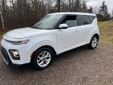 2021 Kia Soul EX needs nothing Image# 1