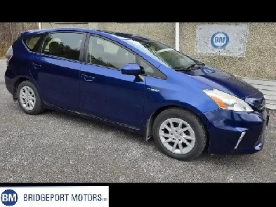 2013 Toyota Prius v - ONLY 143,000 KMS - EXCELLENT CONDITION Image# 1