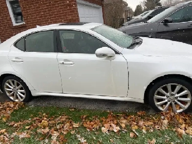 2010 Lexus IS 250 AWD | 143,000 km | 1 Owner | White / Black Lea Image# 1