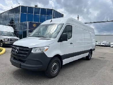 2023 Mercedes-Benz Sprinter 2500 Image# 1