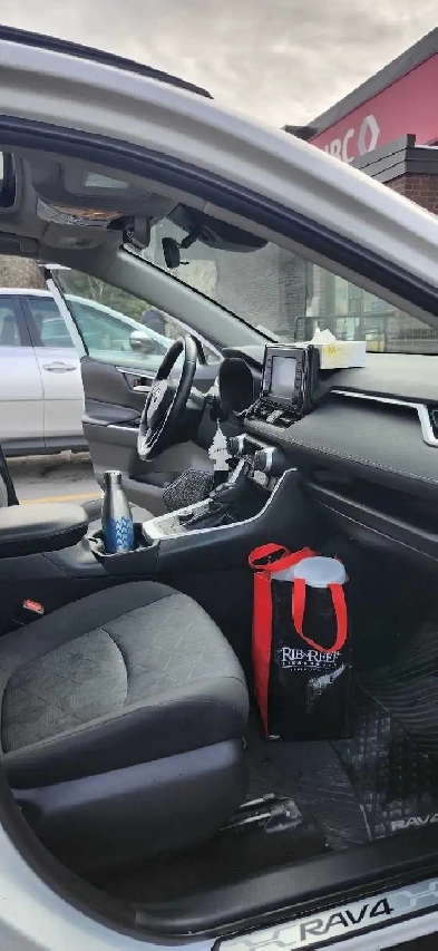 Toyota rav4 hybride 2020 Image# 1