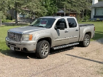 2007 GMC DENALI PICKUP
