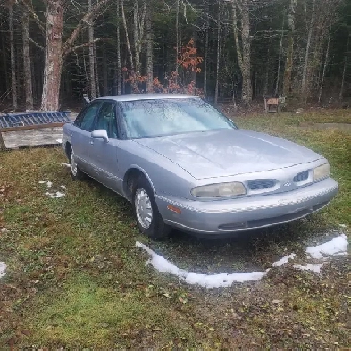 1998 Oldsmobile Eighty Eight Model Car Image# 1