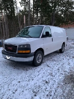 2020 Savana 3500 Cargo Van, diesel Image# 1