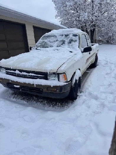 1989 toyota pickup $3500 obo Image# 1