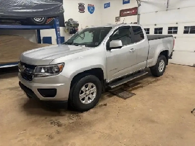 For sale 2016 Chevy Colorado four-door extended cab 2WD Image# 1