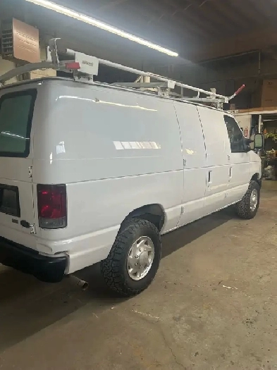 2013 Ford E250 Commercial Cargo Van Image# 1