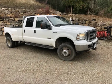 2005 F350 super duty lariat crew cab dually Image# 1