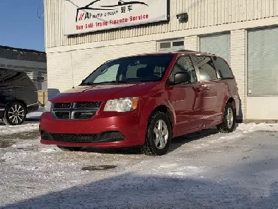 2012 Dodge Grand Caravan| Engine light| Sell As It| Image# 1