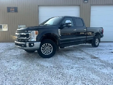 2021 Ford F350 7.3L XLT Crew Cab Long Box Image# 1