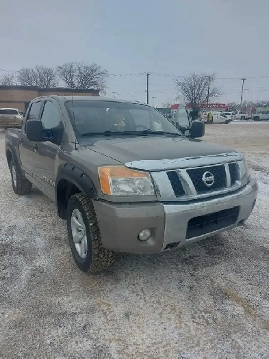 2008 Nissan 4x4 Titan Image# 1