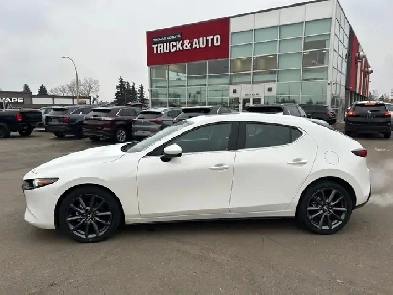 2024 Mazda Mazda3 Sport, One owner, No accidents .Automatic Image# 1