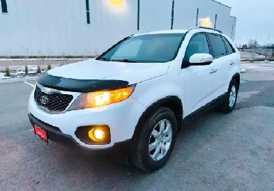 2011 Kia Sorento Front-wheel Drive 4dr I4 Manual LX Image# 1