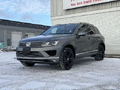 2017 Volkswagen Touareg| Wolfsburg | Tow Hitch | Low Mileage Image# 1