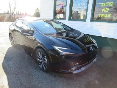 2024 Toyota Prius XLE AWD | Leather | Remote Start | No Plug Nee Image# 1