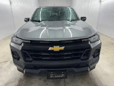 2023 Chevrolet Colorado Crew cab 4x4 Image# 1