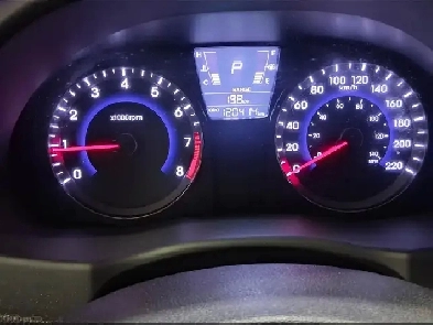 Hyundai accent 2014 120 000km Image# 1